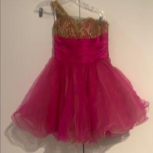 Very cute cocktail dress pink & gold